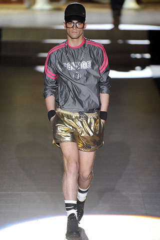 200905_dsquared2mensspintostyle5