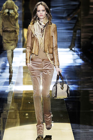 Fall Winter 2010 Runway Fashion Trends - Neutral - Gucci