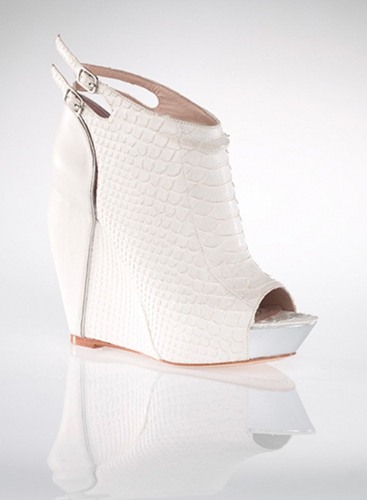 Lislie Yeung London Fall Winter 2010 - 2011 Shoes